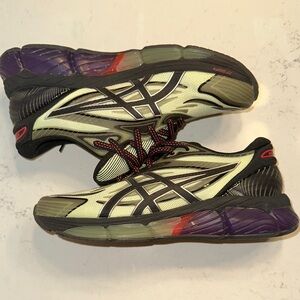 ASICS Gel Quantum 360- like new!